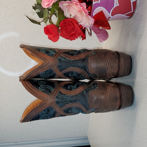 Wms LUCCHESE Western Style boots (sz 7B) - Picture 4 of 11